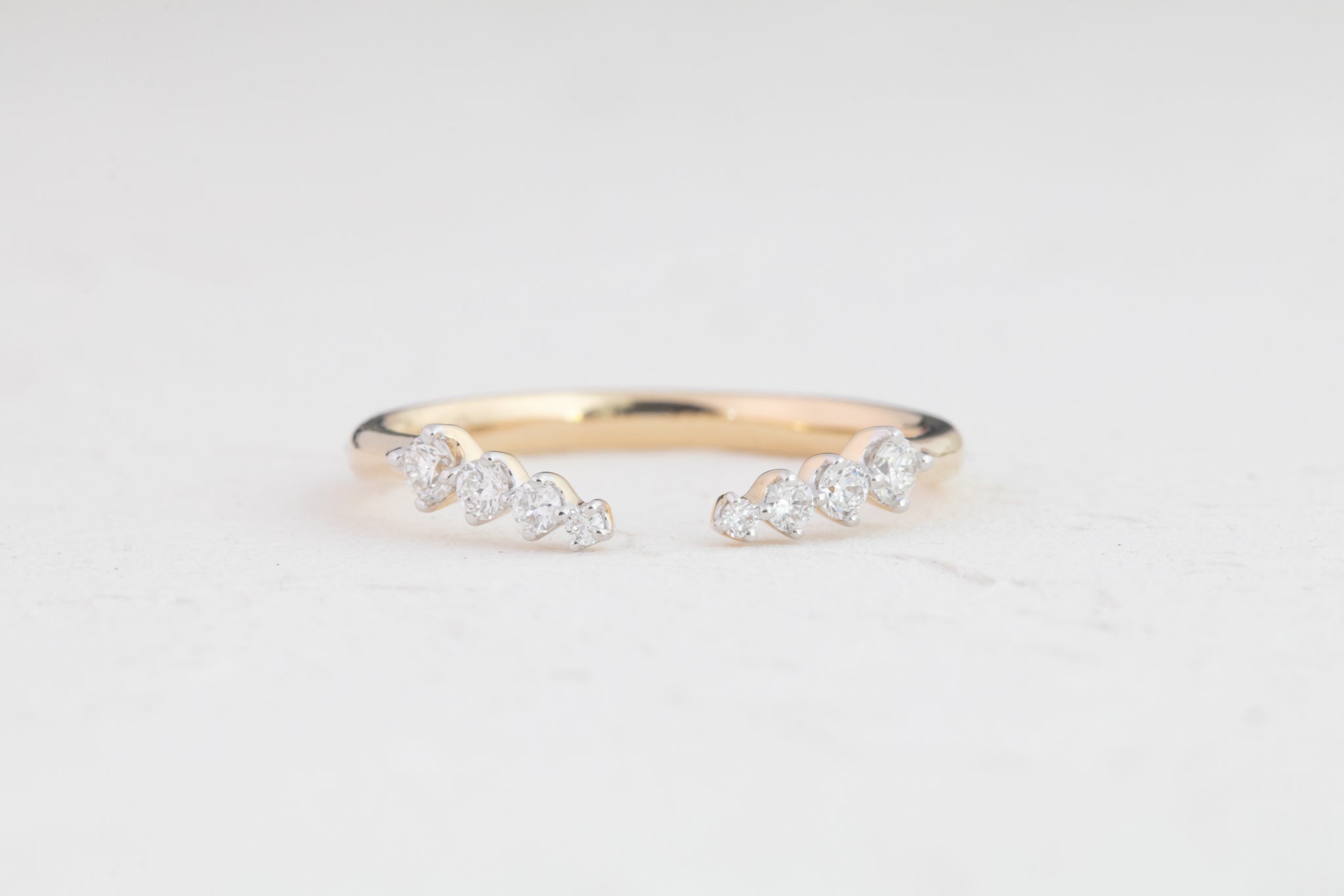 Tapered Open Diamond Band 