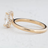 Dove | Oval Lab Diamond 