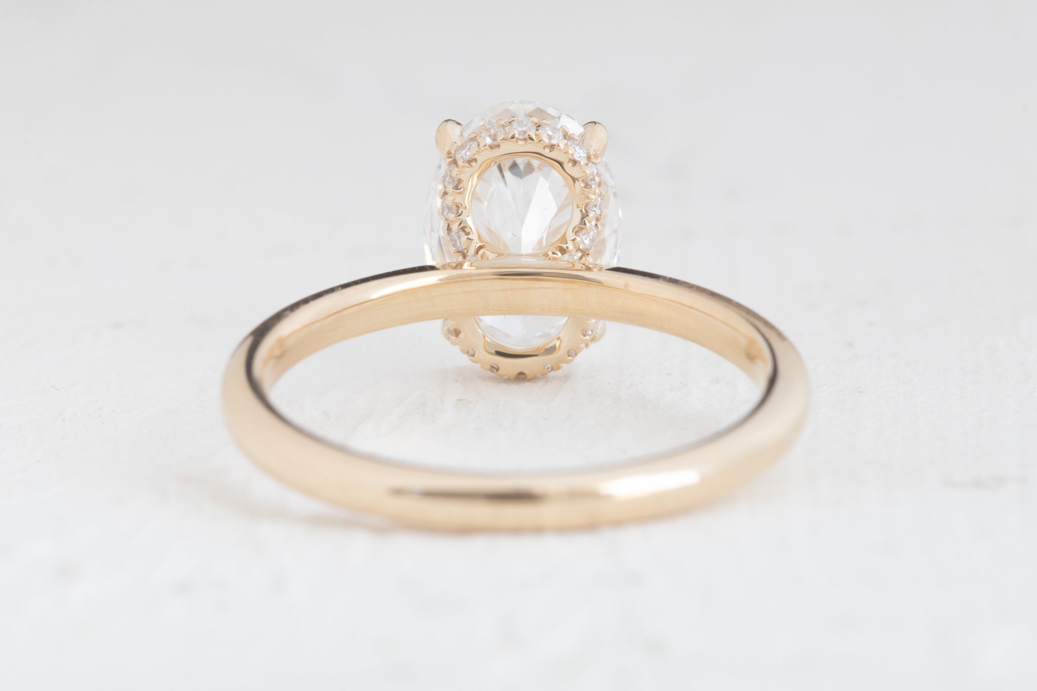 Dove | Oval Lab Diamond 