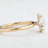 Dove | Oval Lab Diamond 