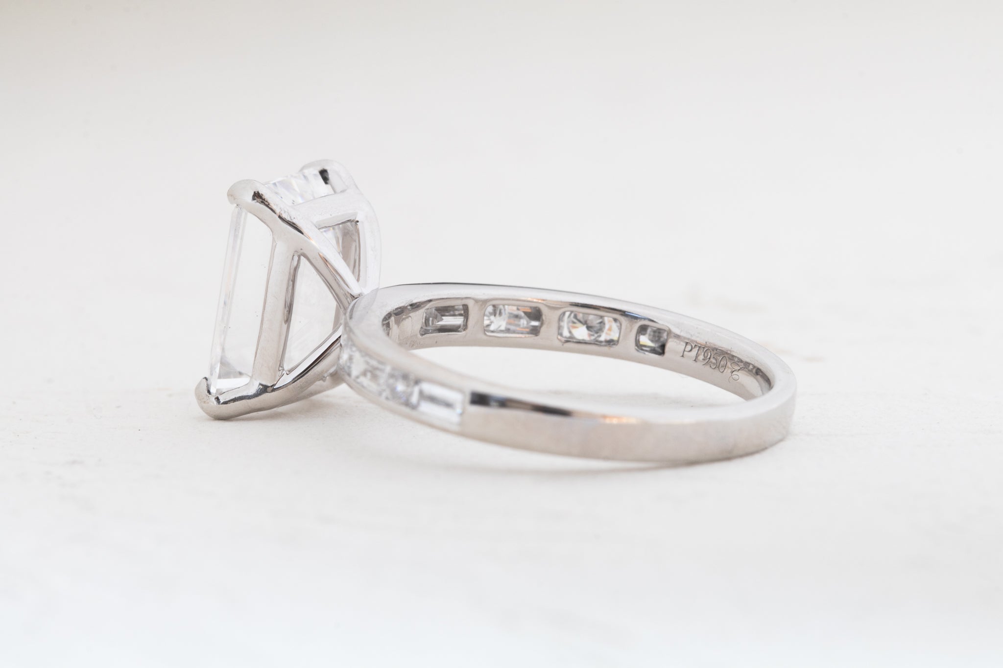 Elara Channel | Emerald Lab Diamond 