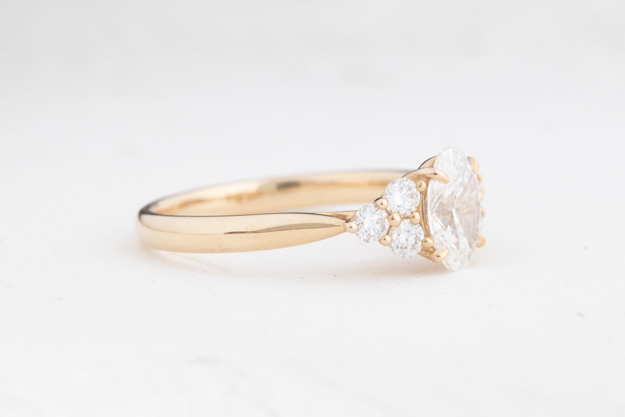 Elise | Oval Lab Diamond 