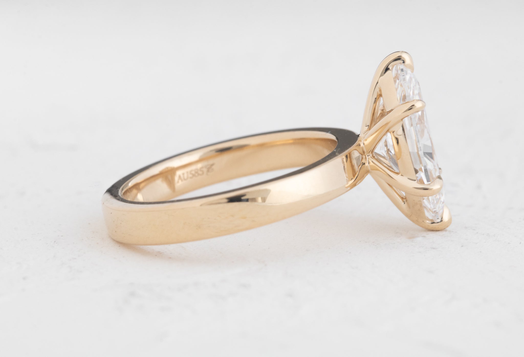 Sloane | Marquise Lab Diamond 