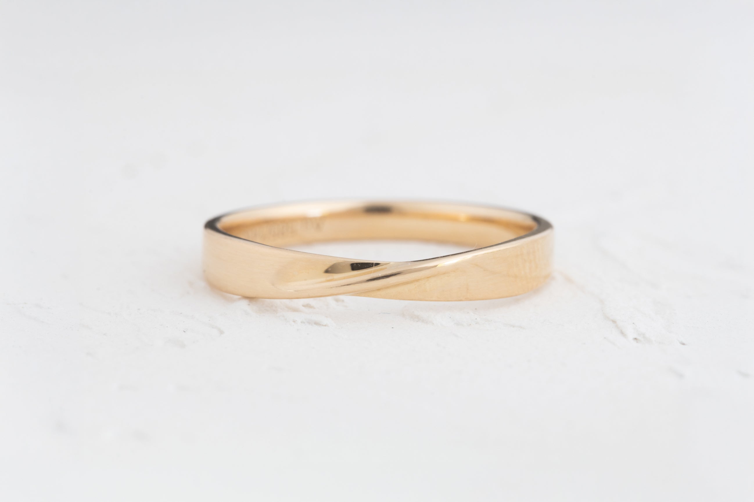 Flat Twist Band 